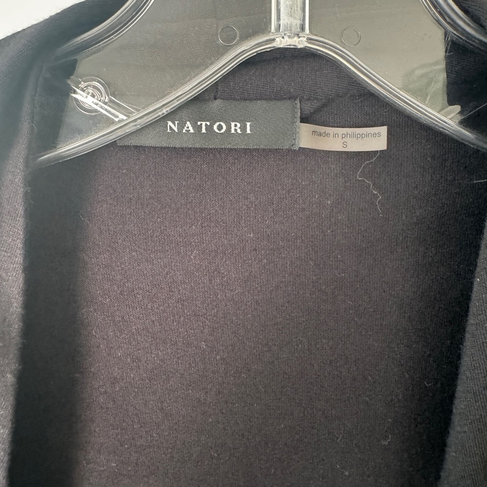 Natori Classic Black Women's Robe - Picture 2 of 4